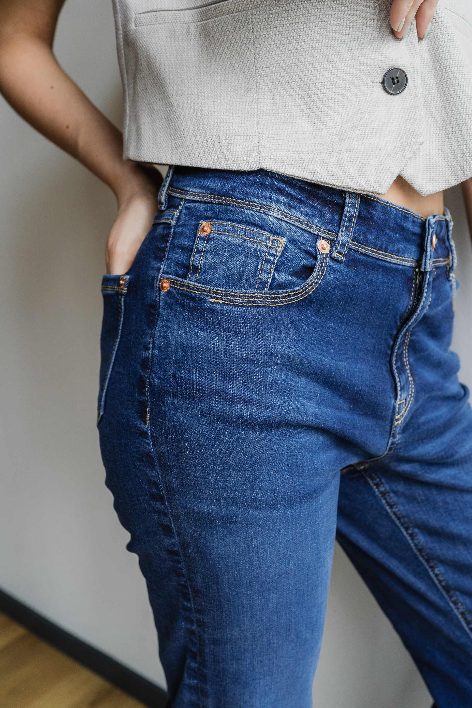 FIT: Nice 103 STRAIGHT FIT - MID WAIST